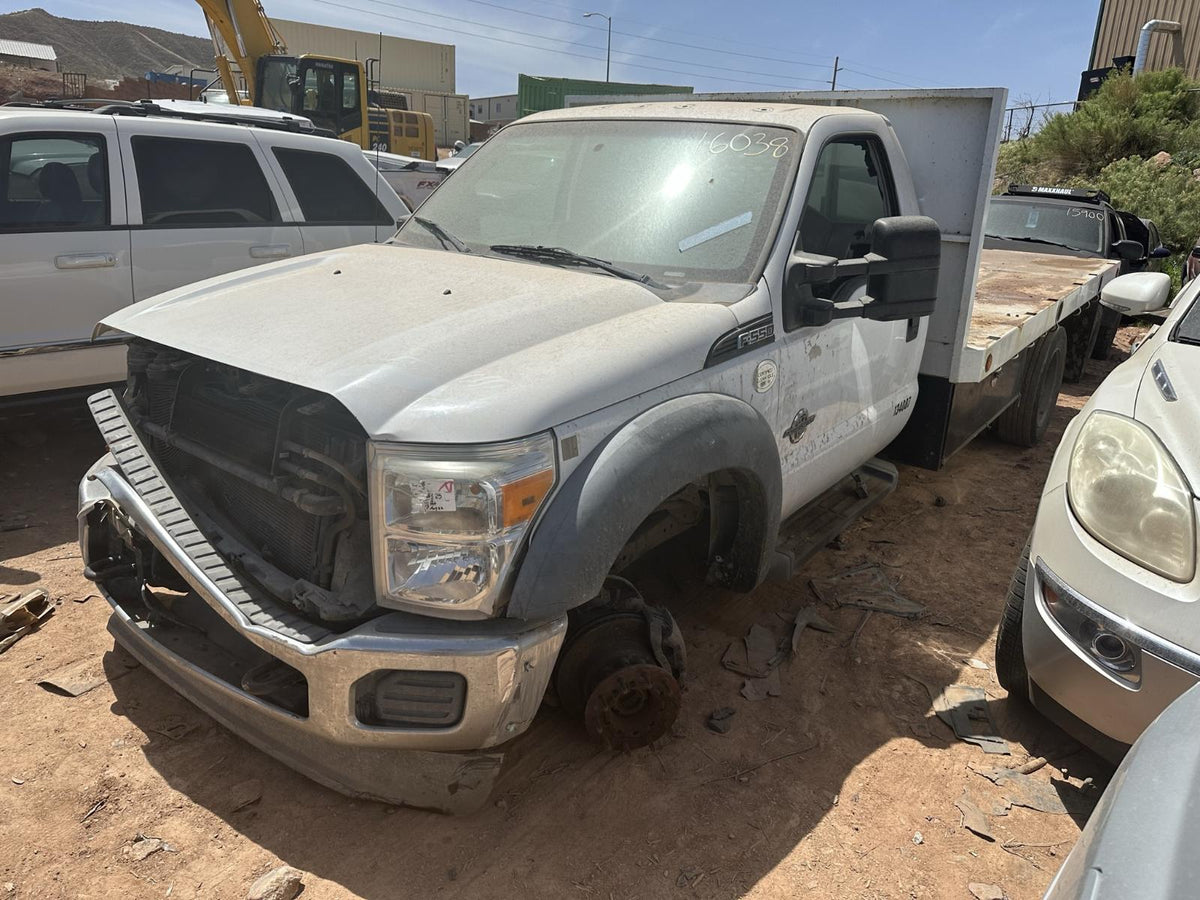 2013 Ford F550SD Pickup Axle Assembly Rear