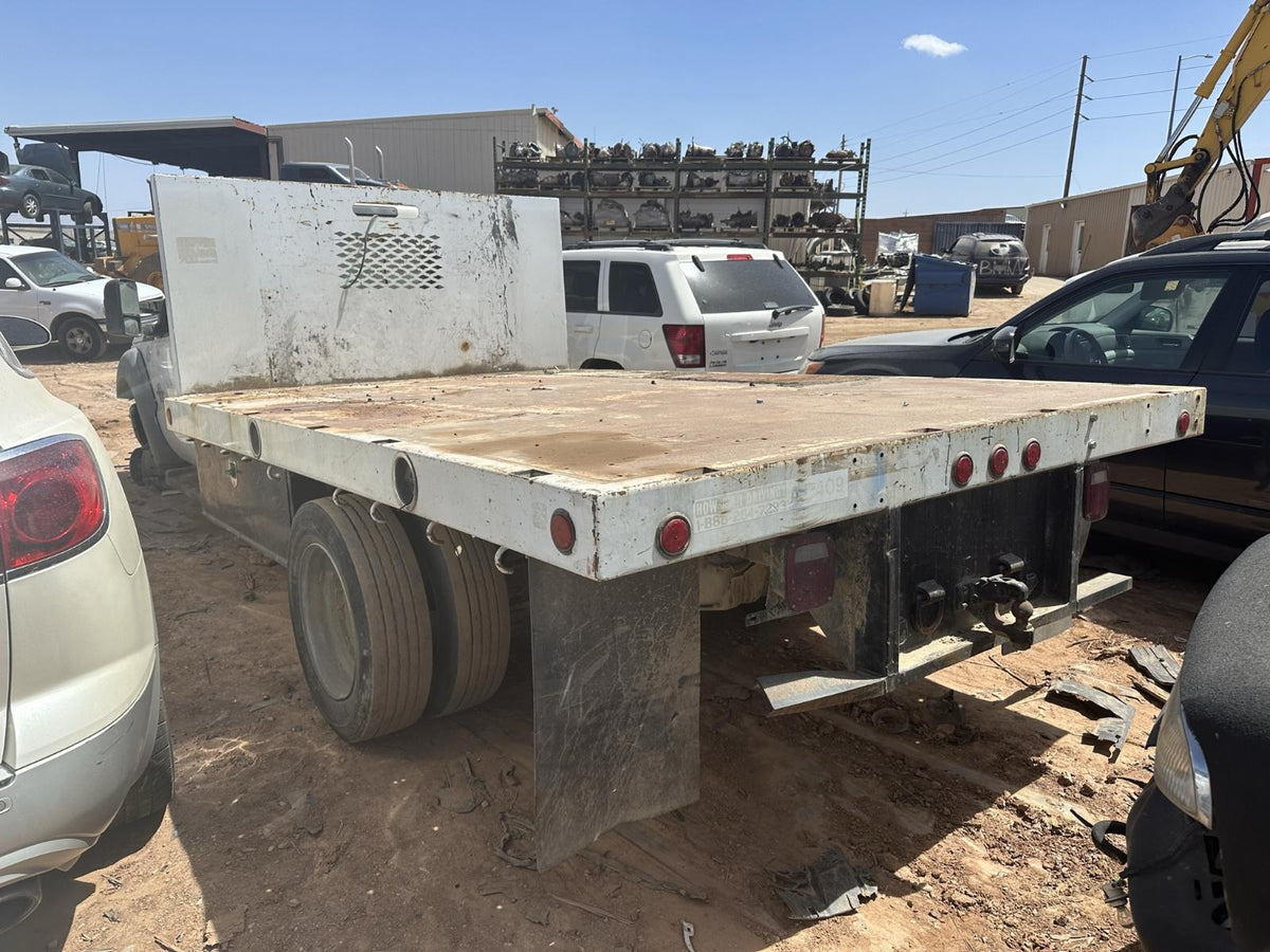 2013 Ford F550SD Pickup Axle Assembly Rear