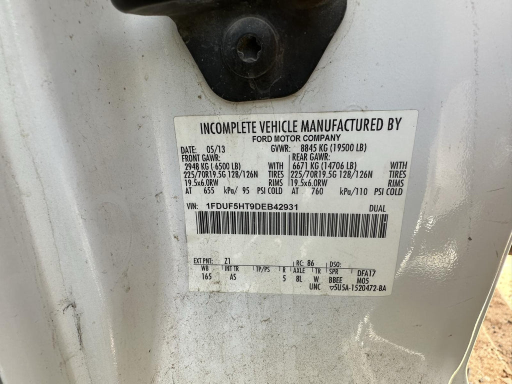 2013 Ford F550SD Pickup Axle Assembly Rear