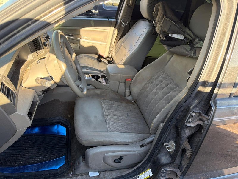 Used Front Left Seat Front fits: 2005 Jeep Grand cherokee without air 