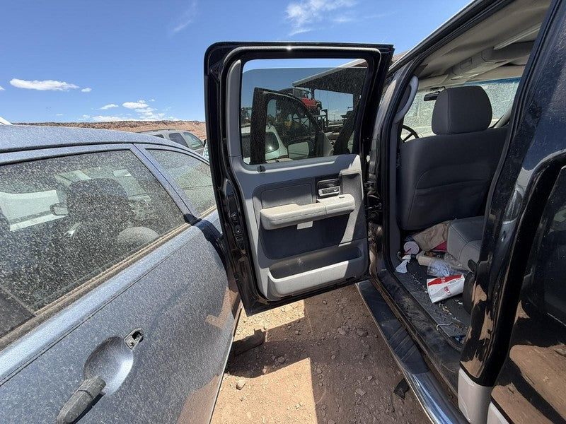 Used Rear Left Door Assembly Rear Side fits: 2008 Ford F150 PICKUP Cre