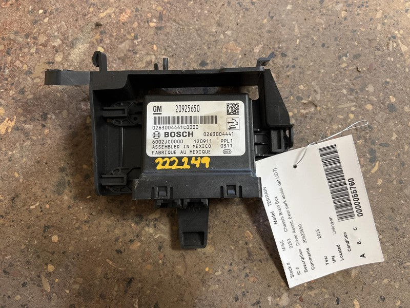 2015 GMC TERRAIN Park Assist Module ID#: 20925650
