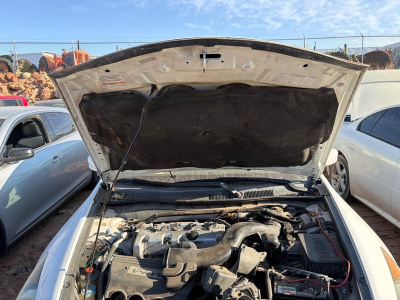 Used Hood fits: 2009 Honda Accord Sdn 2.4L prop rod Grade A