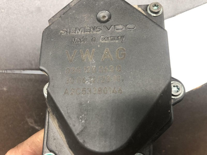 2006 VOLKSWAGEN JETTA THROTTLE BODY ID# 03G128063Q