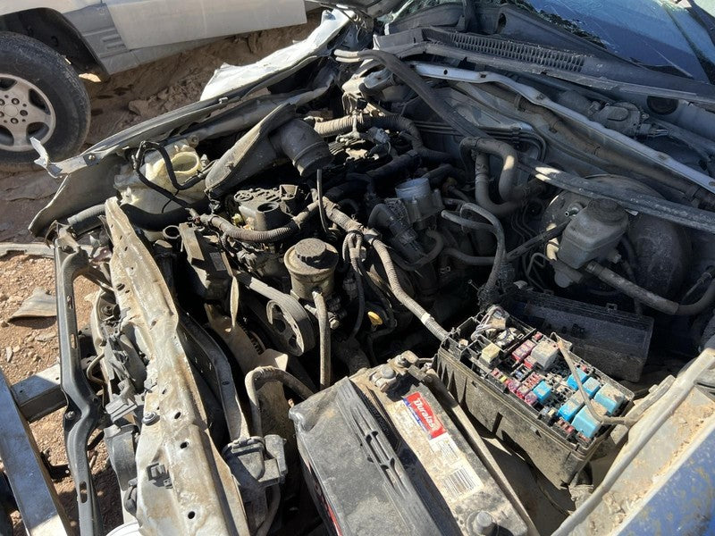 Used Rear Axle Assembly Rear fits: 2006 Toyota Tacoma 4x2 Base 3.31 ra