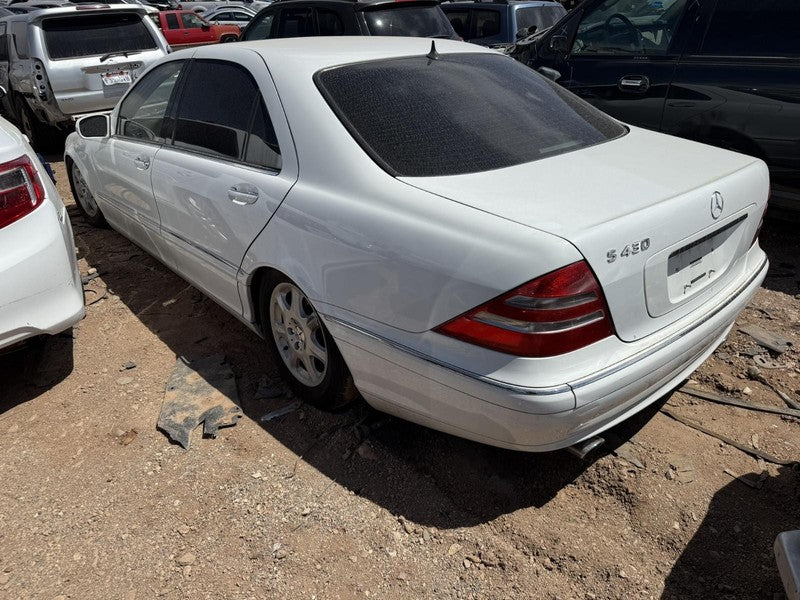 Used Right Headlight Assembly fits: 2000 Mercedes-benz Mercedes s-clas