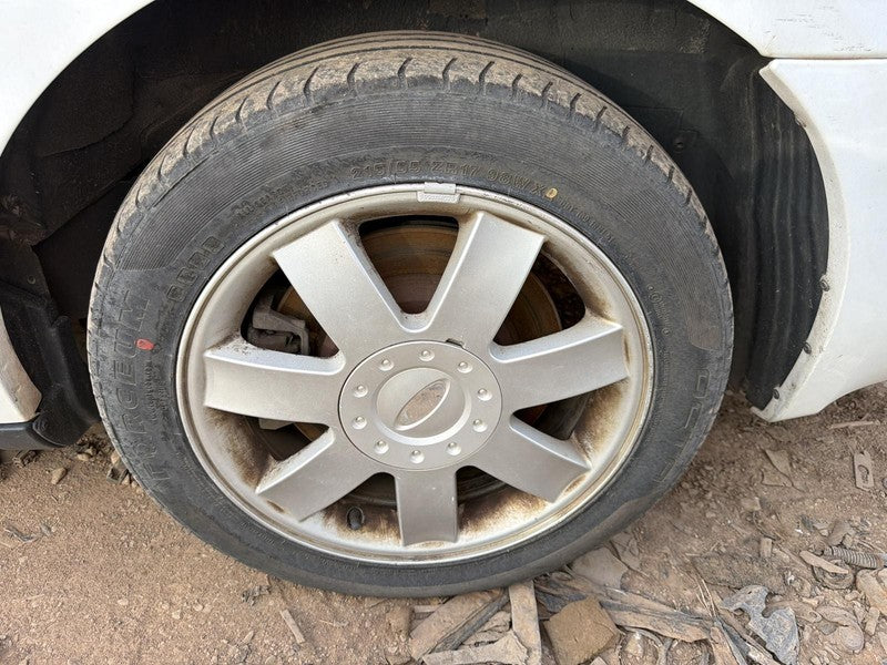 Used Wheel fits: 2006 Ford Five hundred 17x7 7 spoke aluminum w/o expo