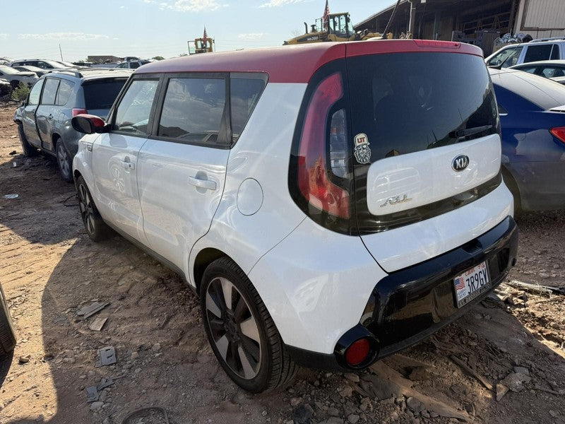 Used Air Cleaner Assembly fits: 2016 Kia Soul  Grade A