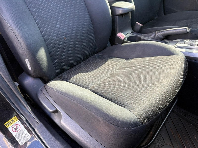 2010 Toyota Corolla Passenger Side Front Seat bucket, North America bu