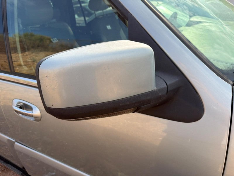 Used Right Door Mirror fits: 2005 Lincoln Navigator Power approach lam