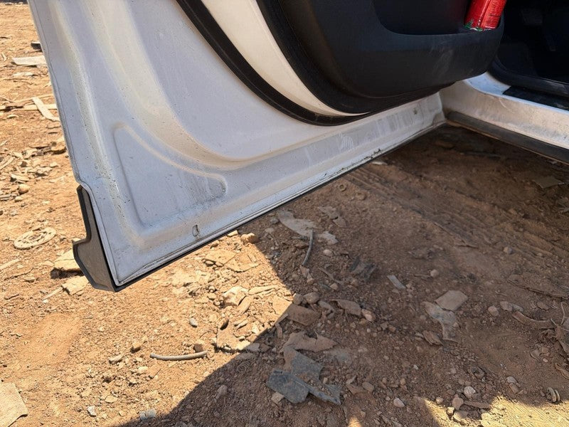 Used Front Left Door Assembly Front fits: 2012 Chevrolet Equinox Front