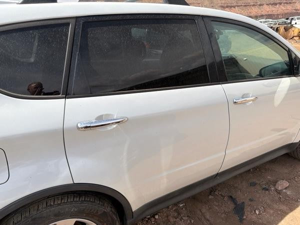 Used Rear Right Door Assembly Rear Side fits: 2006 Subaru Tribeca elec