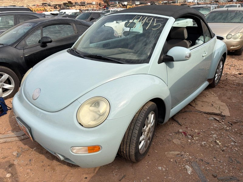 Used Front Right Seat Front fits: 2005 Volkswagen Beetle air bag leath