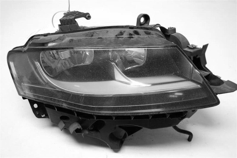 Used Right Headlight Assembly fits: 2009 Audi A4 halogen Sdn R. Right 