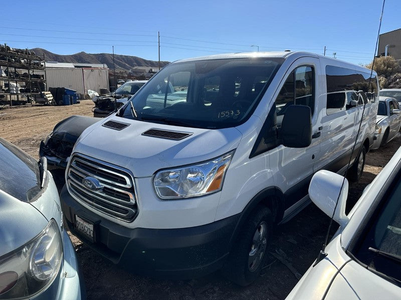 Used Left Headlight Assembly fits: 2018 Ford Transit 350 halogen chrom