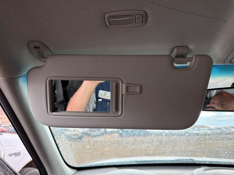 Used Left Sun Visor fits: 2014 Kia Soul illuminated w/o panoramic sunr