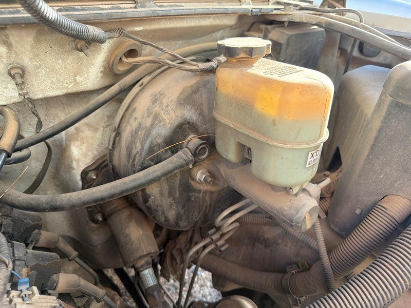 Used Power Brake Booster fits: 2001 Chevrolet Silverado 1500 pickup va