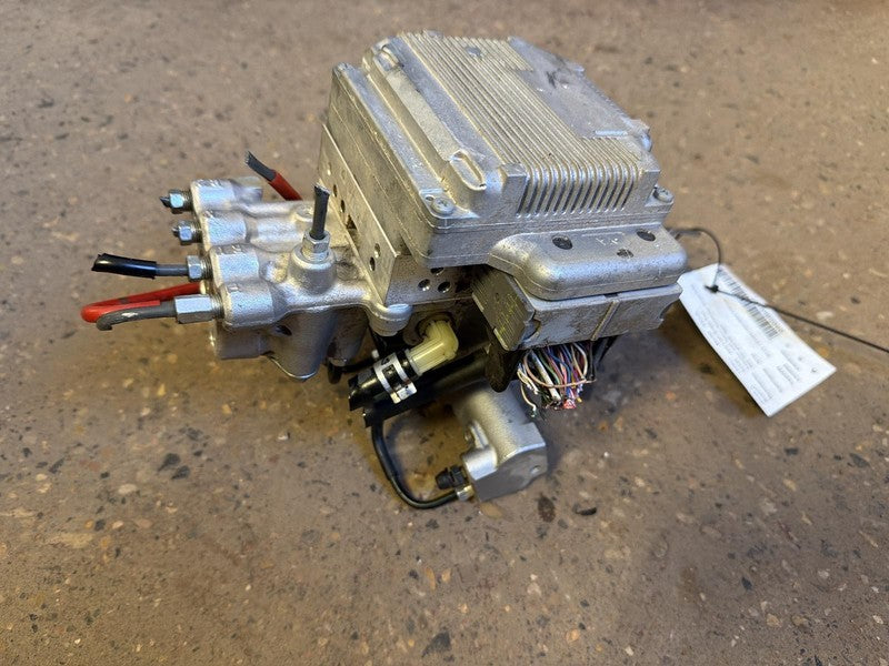 2013 TOYOTA PRIUS ABS ASSEMBLY