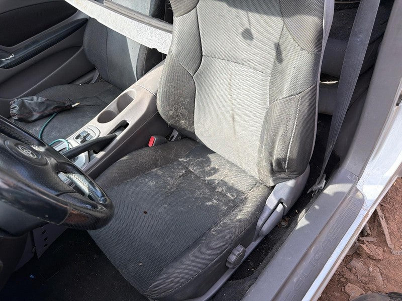 Used Seat Front fits: 2001 Toyota Celica Seat Front Grade A