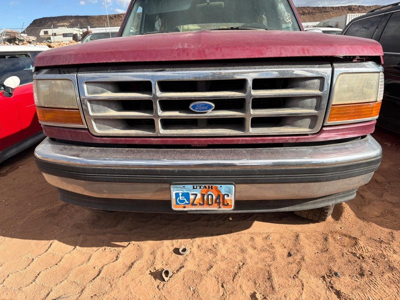 Used Front Bumper Assembly Front fits: 1995 Ford Bronco chrome w/rub s