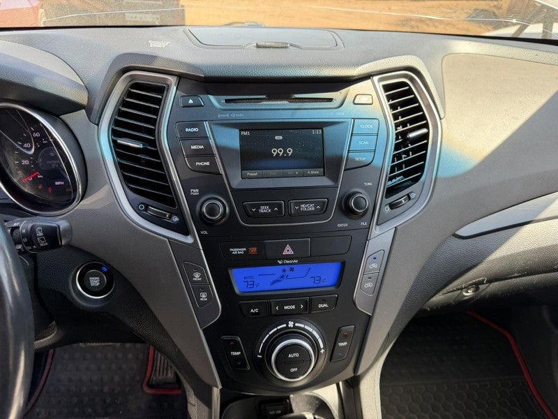 Used Air Cleaner Assembly fits: 2013 Hyundai Santa fe 2.4L VIN 6 8th d