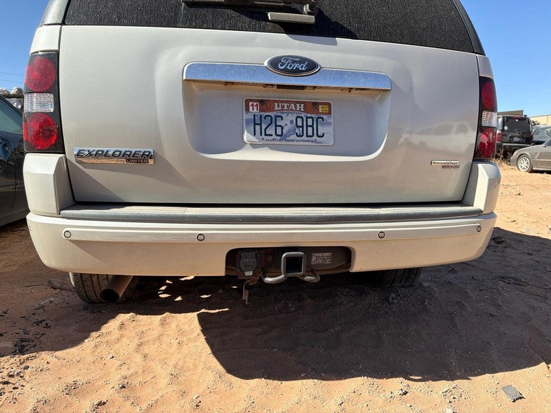 Used Rear Bumper Assembly Rear fits: 2006 Ford Explorer exc. Sport Tra