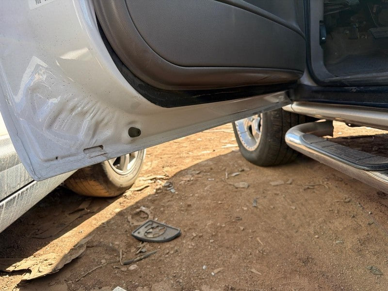 Used Front Left Door Assembly Front fits: 2006 Chevrolet Suburban 1500