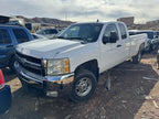 Used Left Headlight Assembly fits: 2007 Chevrolet Silverado 2500 picku