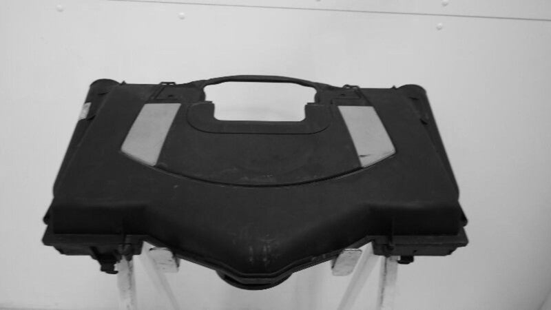 2009 - 2011 Mercedes-Benz ML-Class Air Cleaner Assembly