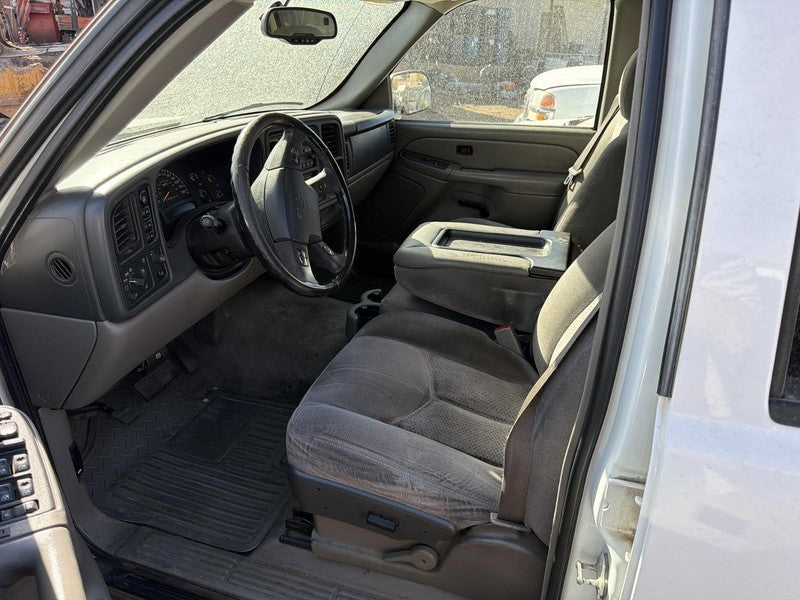 Used Front Right Seat Front fits: 2006 Chevrolet Suburban 1500 bucket-