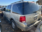 Used Hood fits: 2005 Ford Expedition  Grade A