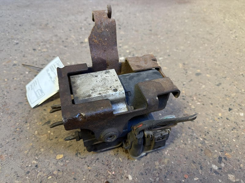Used ABS Pump and Motor Assembly fits: 2005 Chevrolet Silverado 1500 p