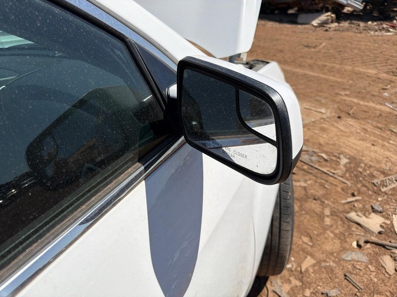 Used Right Door Mirror fits: 2012 Chevrolet Equinox Power paint to mat