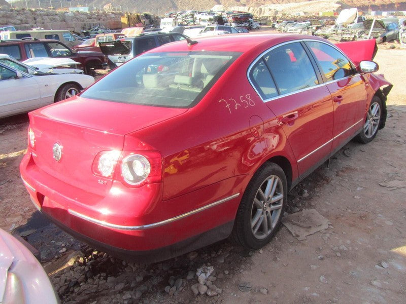Used Rear Bumper Assembly Rear fits: 2008 Volkswagen Passat Sdn w/park