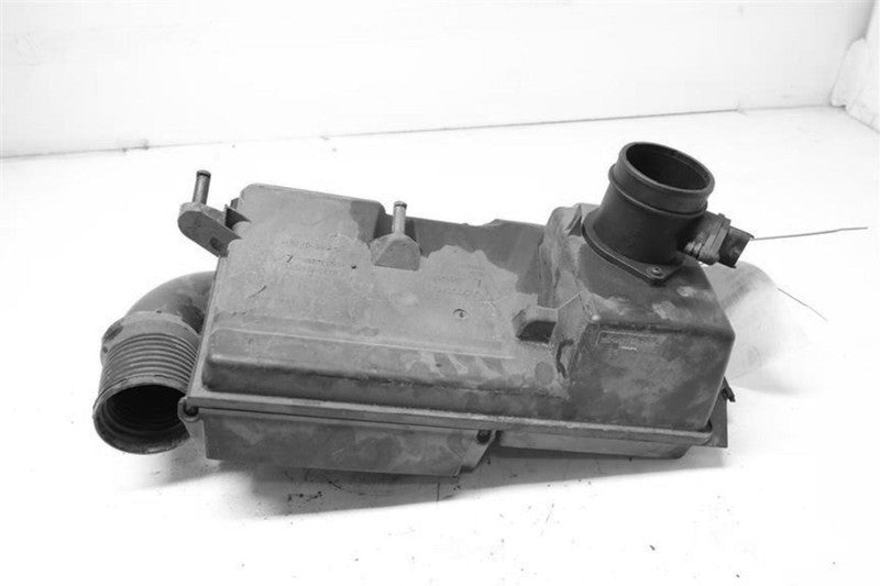 2010 Volvo 70 Series Air Cleaner Assembly