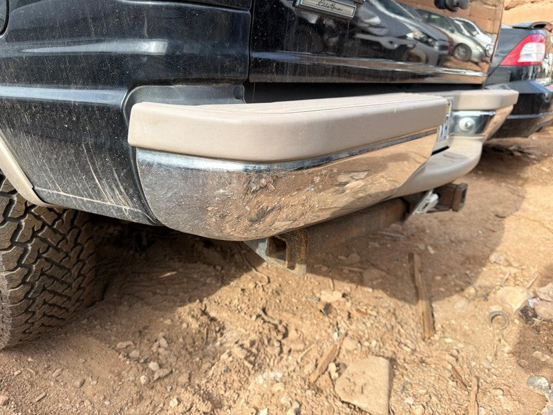 Used Rear Bumper Assembly Rear fits: 1997 Ford Expedition chrome w/o p