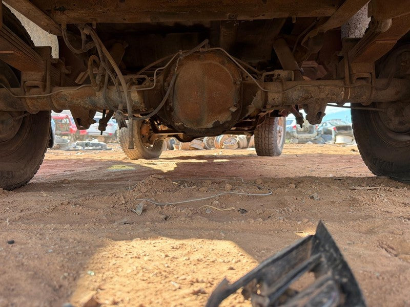 Used Rear Axle Assembly Rear fits: 1995 Ford Bronco w/ABS 3.55 ratio R