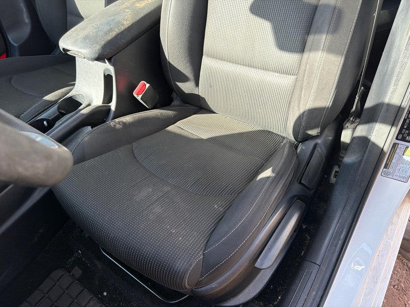 Used Front Left Seat Front fits: 2019 Kia Forte airbag sedan cloth man
