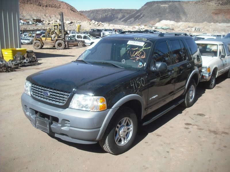 Used Front Bumper Assembly Front fits: 2002 Ford Explorer 4 Dr XLS w/w