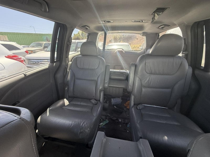 Used ABS Modulator fits: 2010 Honda Odyssey Modulator Assembly vehicle