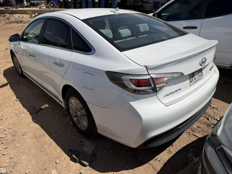 Used Engine Cooling Fan Motor fits: 2017 Hyundai Sonata fan assembly 2