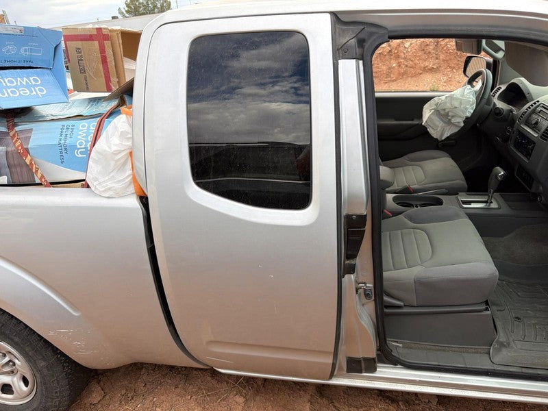 Used Rear Right Door Assembly Rear Side fits: 2013 Nissan Frontier Kin