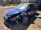 Used Right Headlight Assembly fits: 2017 Hyundai Veloster halogen w/pr