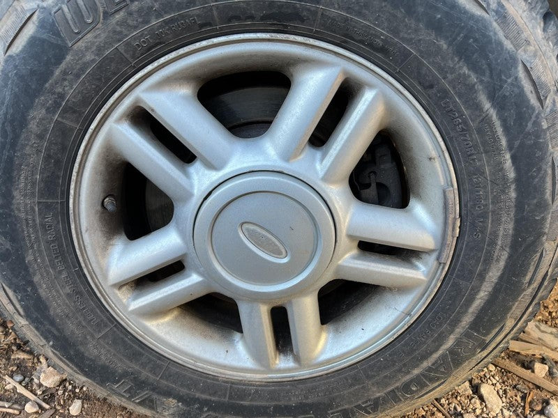 Used Hood fits: 2005 Ford Expedition  Grade A