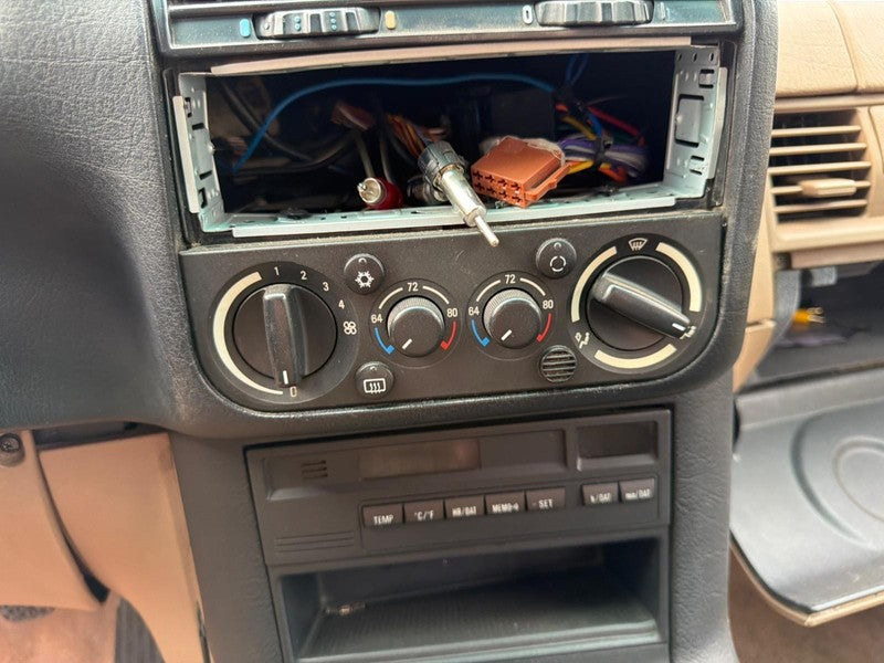Used A/C Selector Switch fits: 1995 Bmw 318I Conv manual temperature c