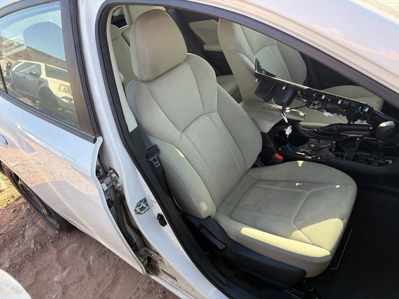 Used Front Right Seat Front fits: 2021 Subaru Impreza air bag cloth ma