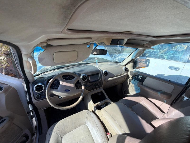 Used Front Right Seat Front fits: 2006 Ford Expedition bucket without 