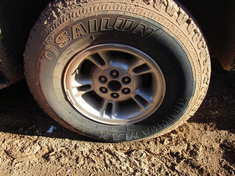 Used A/C Compressor fits: 1999 Dodge Durango  Grade A