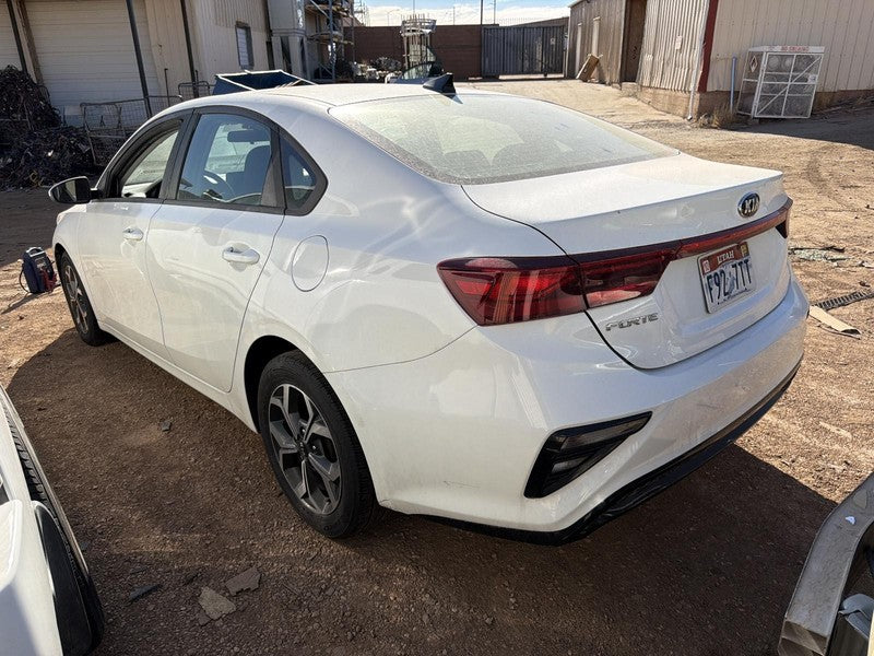 Used Front Right Seat Front fits: 2019 Kia Forte airbag sedan cloth ma