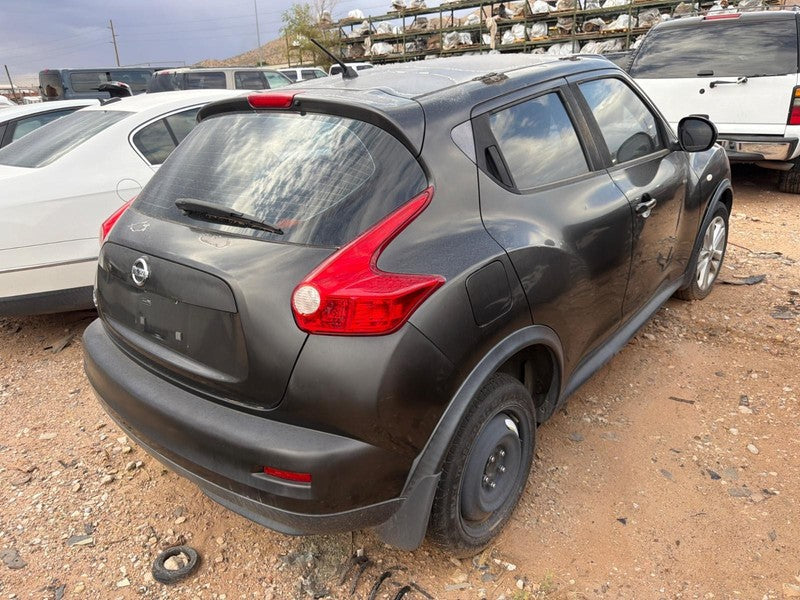 Used Front Right Seat Front fits: 2011 Nissan Juke cloth manual Front 